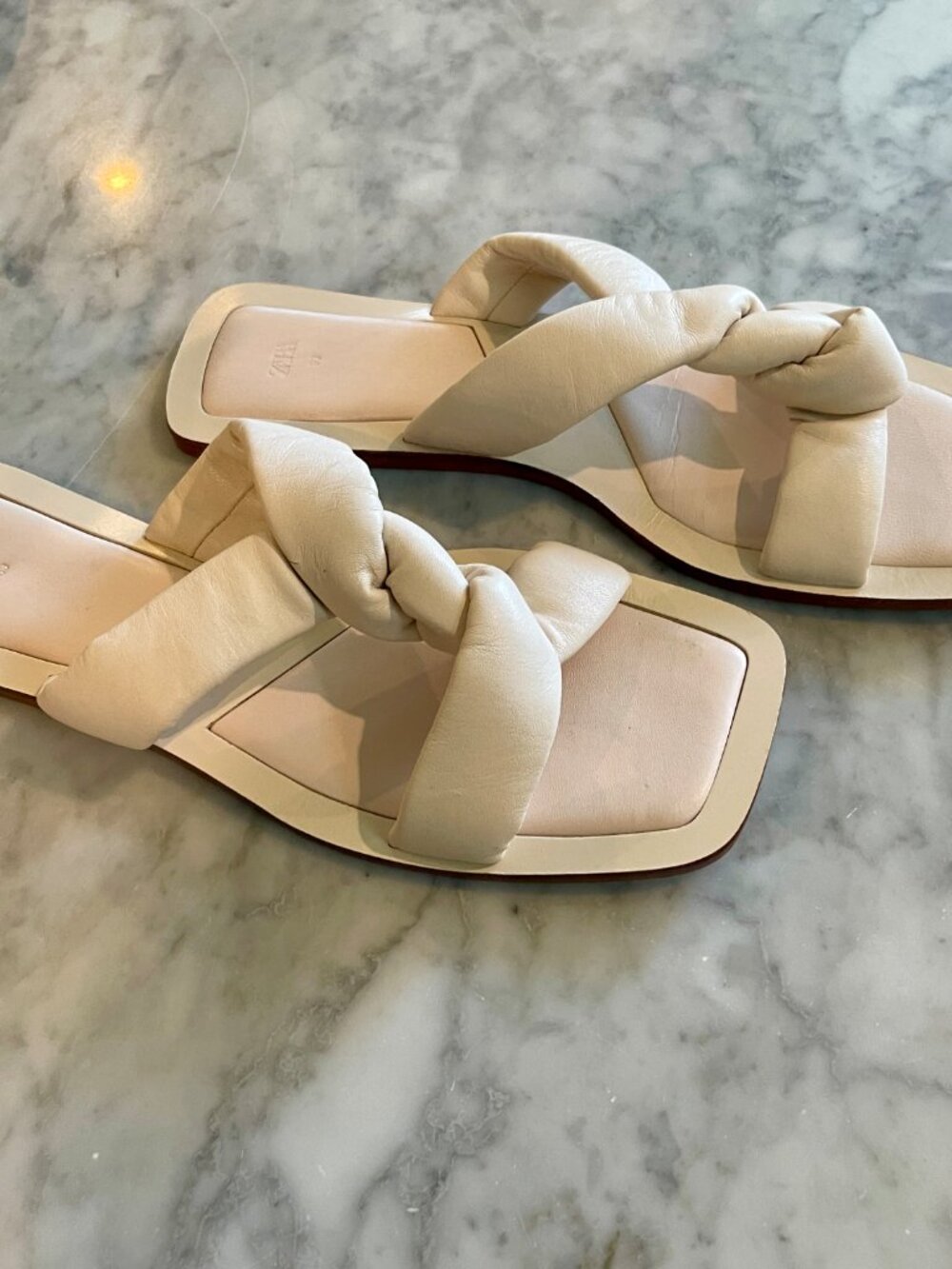 Zara Woven Off-White Leather Flats - Picture 6 of 6